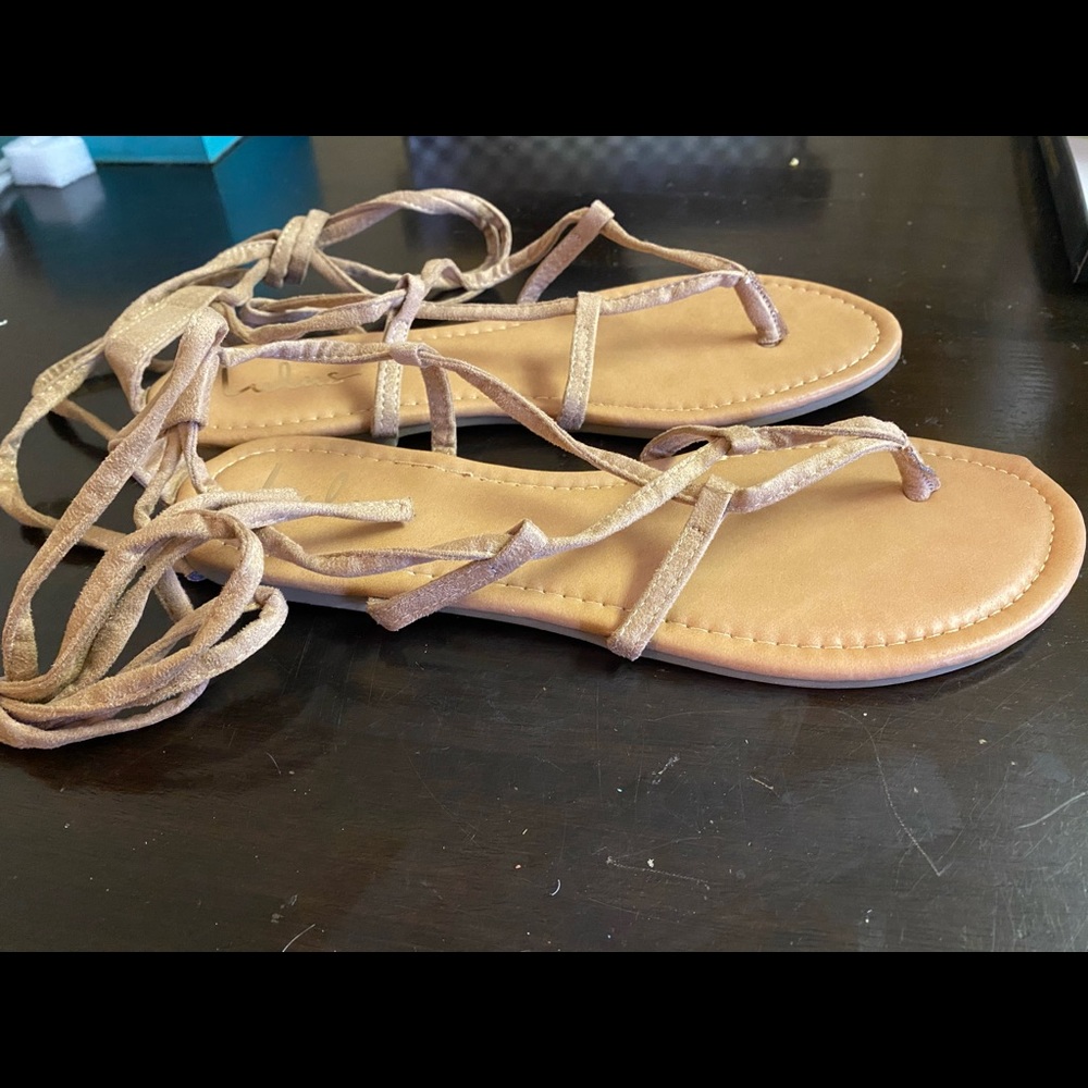 Lulus Sandals